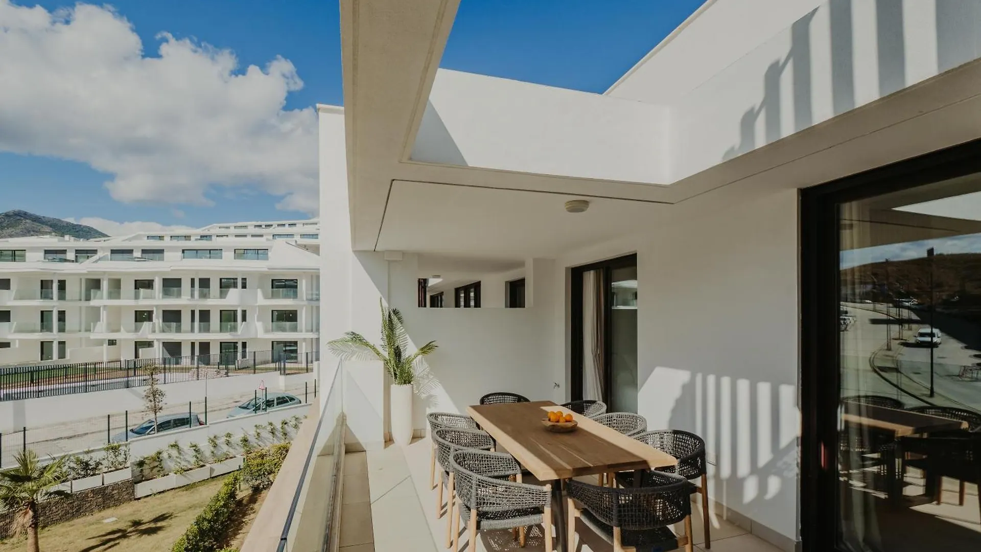 Higueron Rental Lomas Solarium Fuengirola