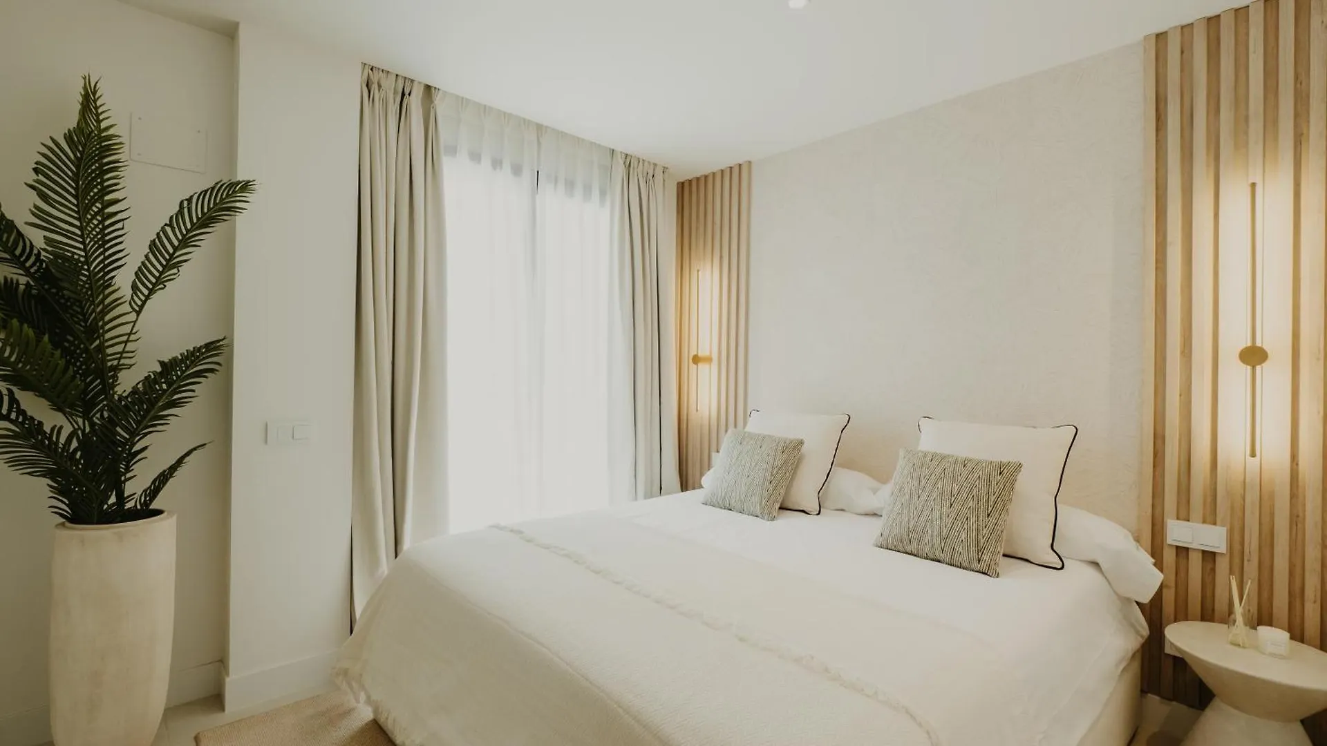 Higueron Rental Lomas Solarium Fuengirola